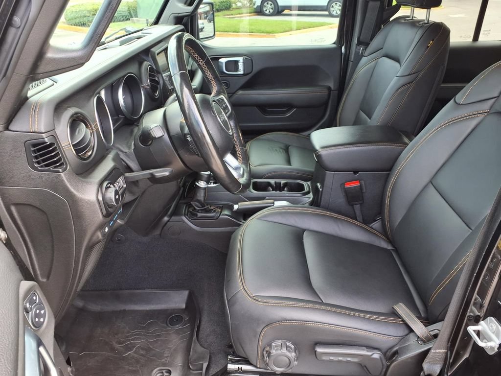 Used 2021 Jeep Wrangler Unlimited Sahara AWD/4WD image 24