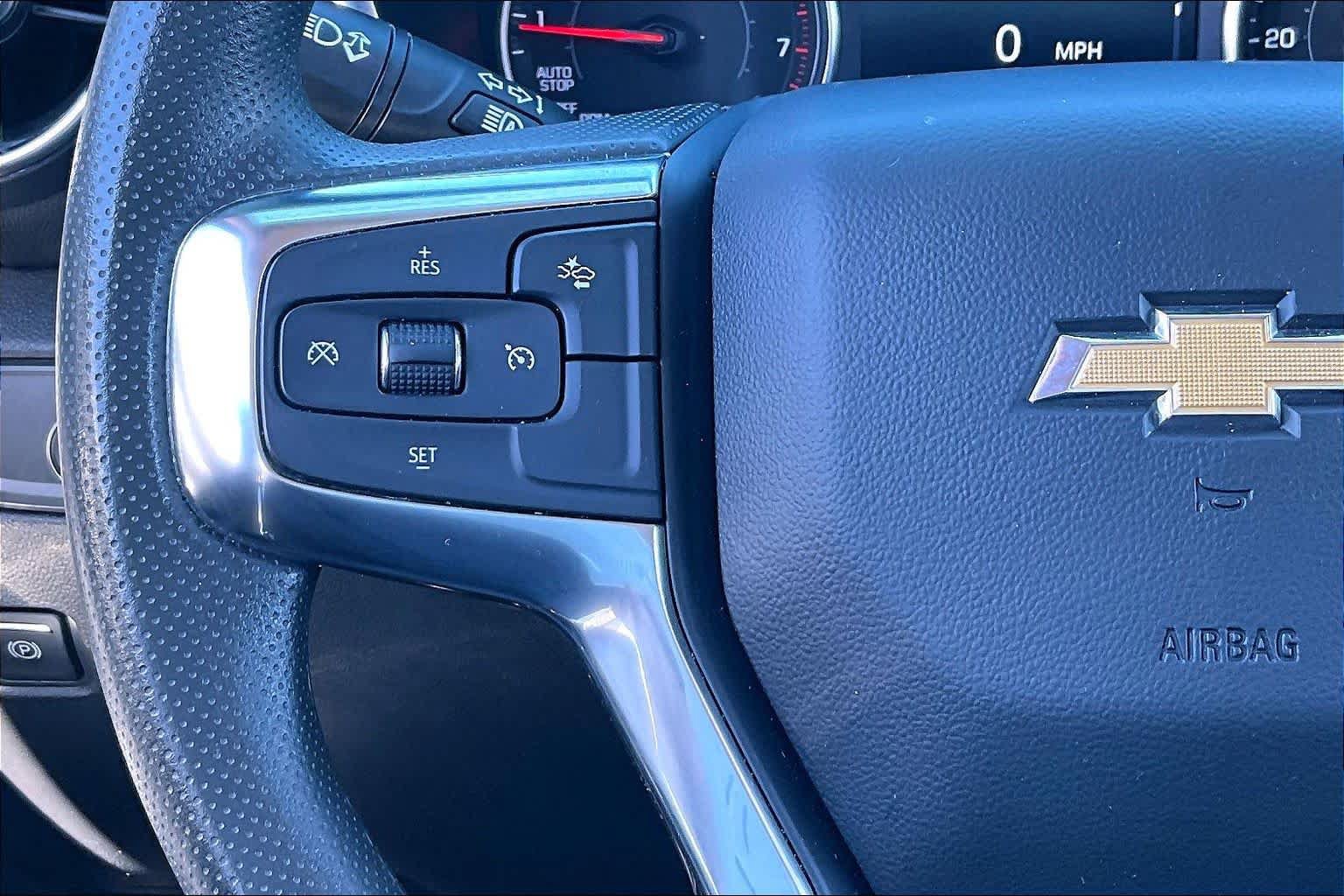 Used 2025 Chevrolet Blazer LT FWD image 20