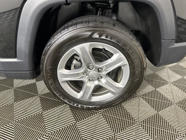 Certified 2023 Jeep Compass Latitude w/ Convenience Group AWD/4WD image 32