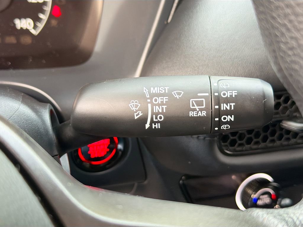 Used 2025 Honda HR-V LX image 18