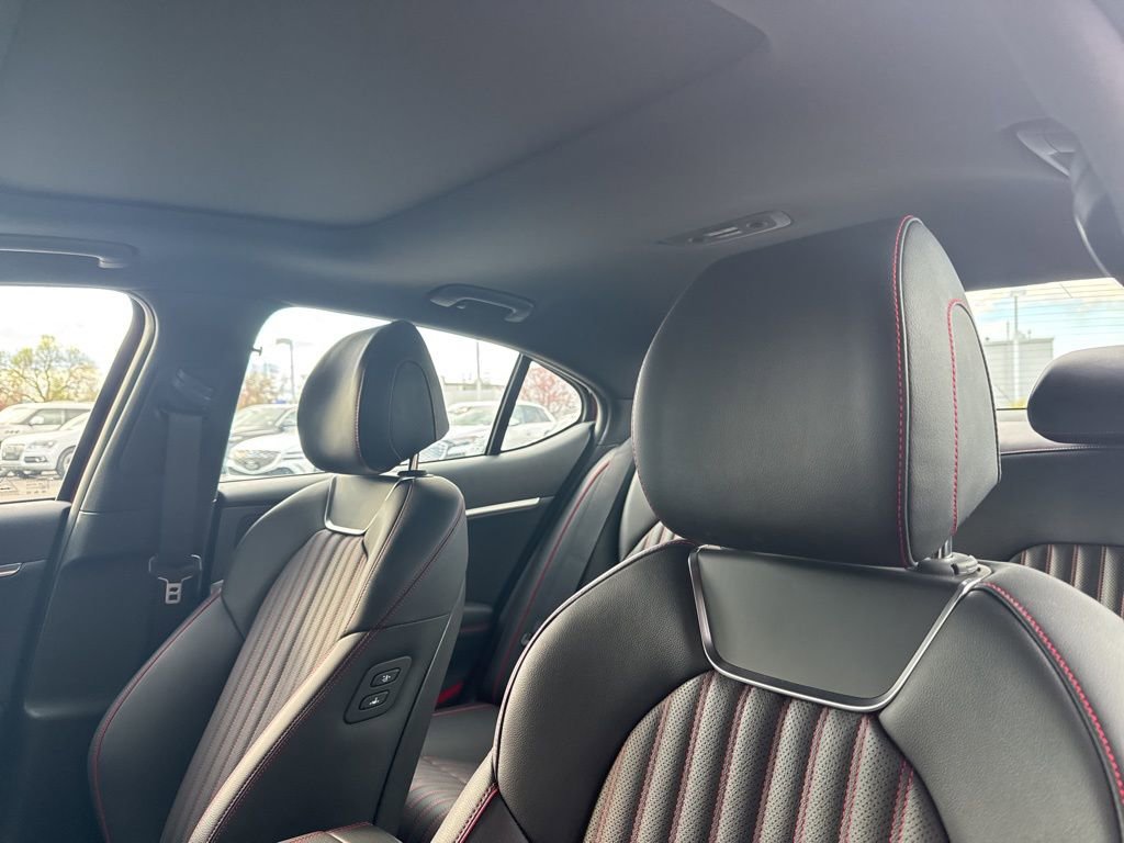 Certified 2026 Genesis G70 3.3T Sport Prestige image 9