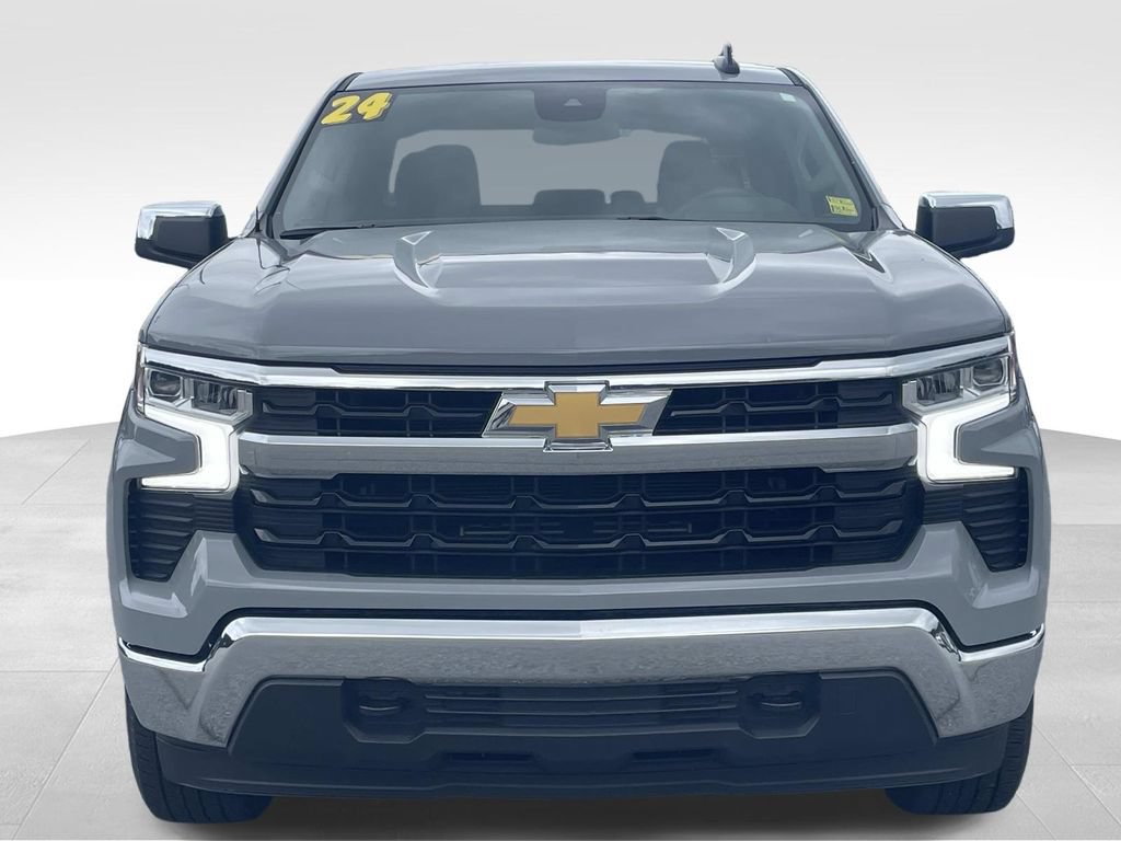 Used 2024 Chevrolet Silverado 1500 LT AWD/4WD image 9