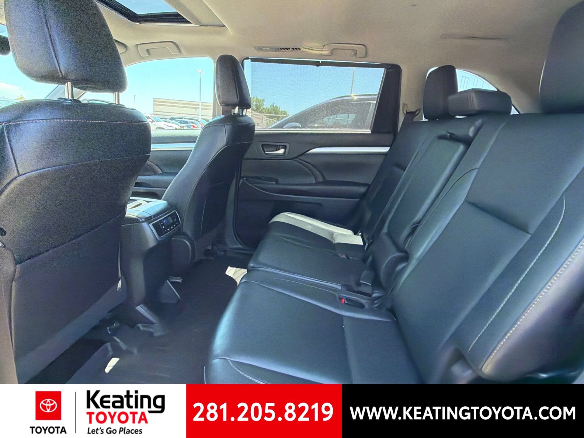 Used 2018 Toyota Highlander XLE AWD/4WD image 10