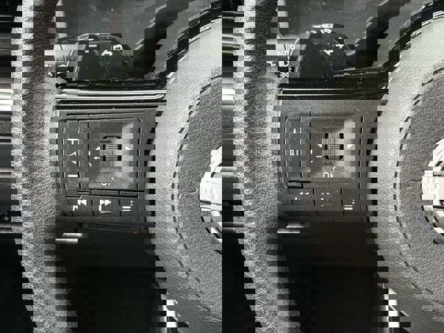 Used 2023 Nissan Rogue SV image 14