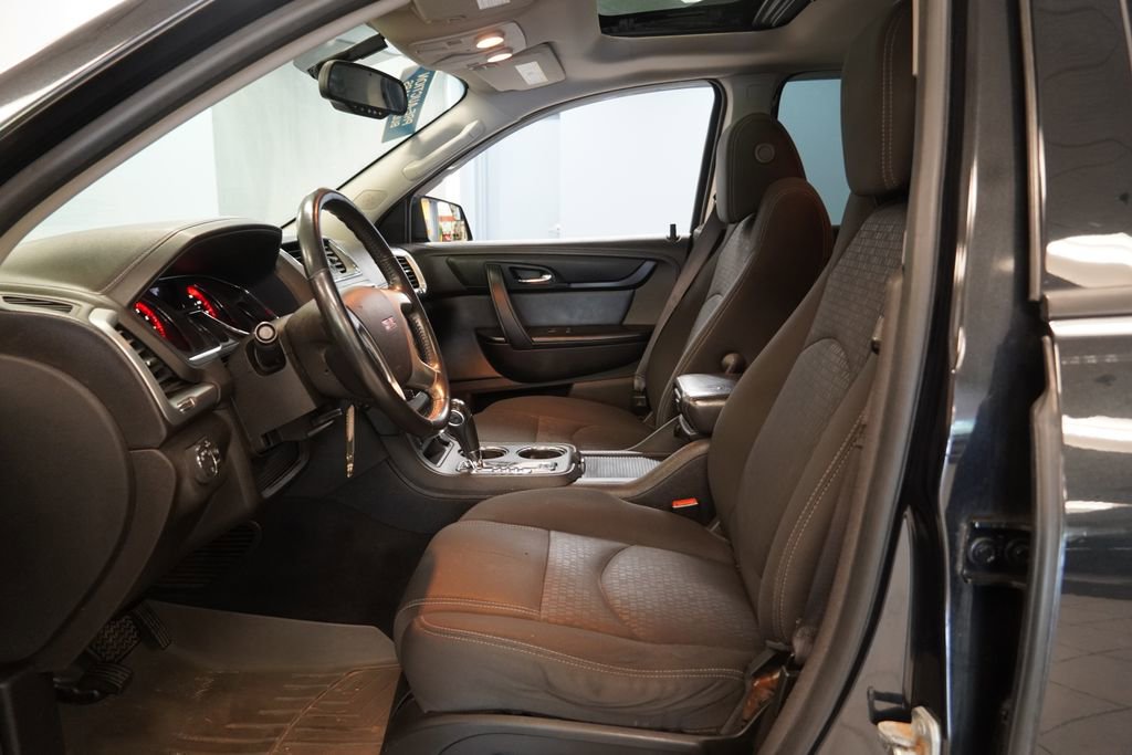Used 2013 GMC Acadia SLE FWD image 6