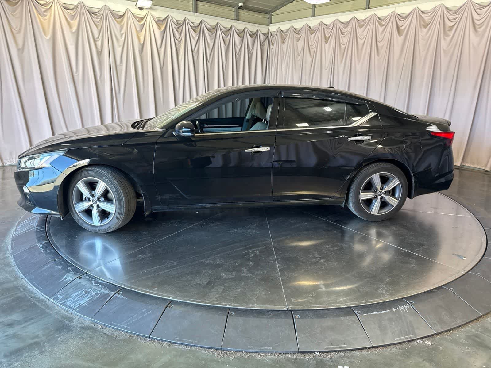 Used 2019 Nissan Altima 2.5 SL FWD image 8
