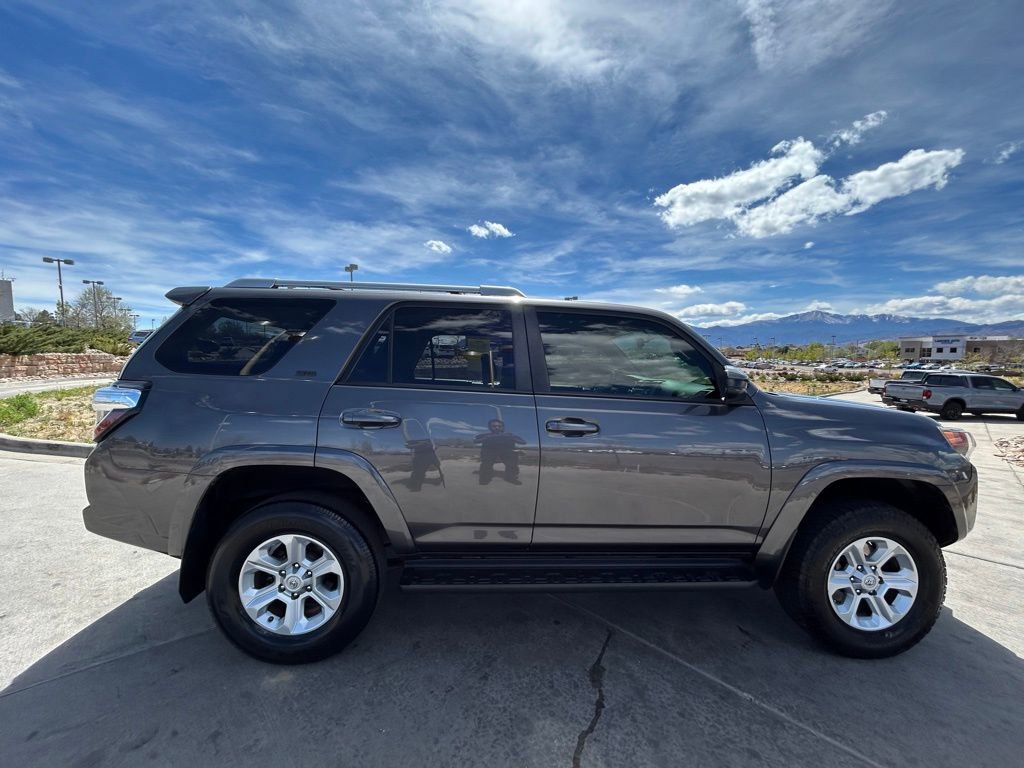 Used 2017 Toyota 4Runner SR5 image 9