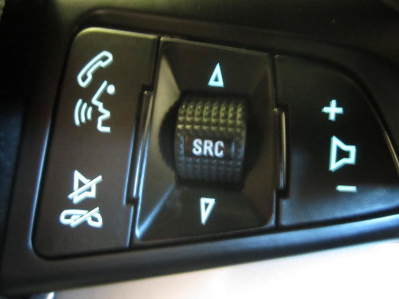 Used 2015 Chevrolet Camaro LT RWD image 22