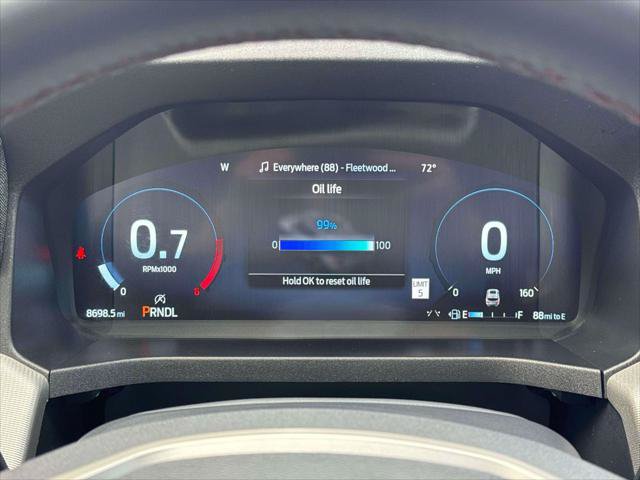 Used 2025 Ford Explorer Active AWD/4WD image 26