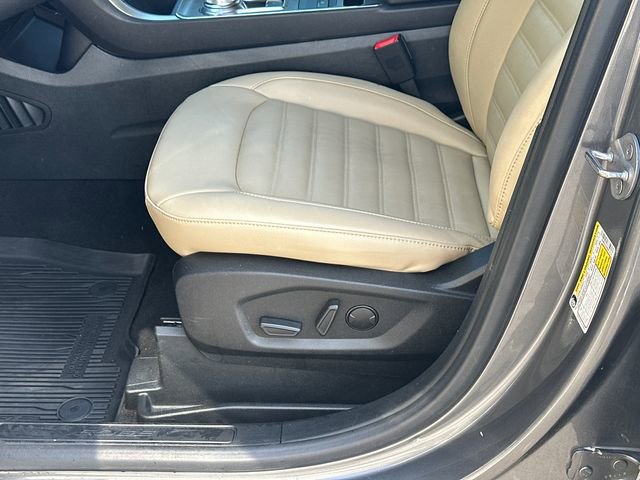 Used 2022 Ford Edge SEL w/ Convenience Package image 12