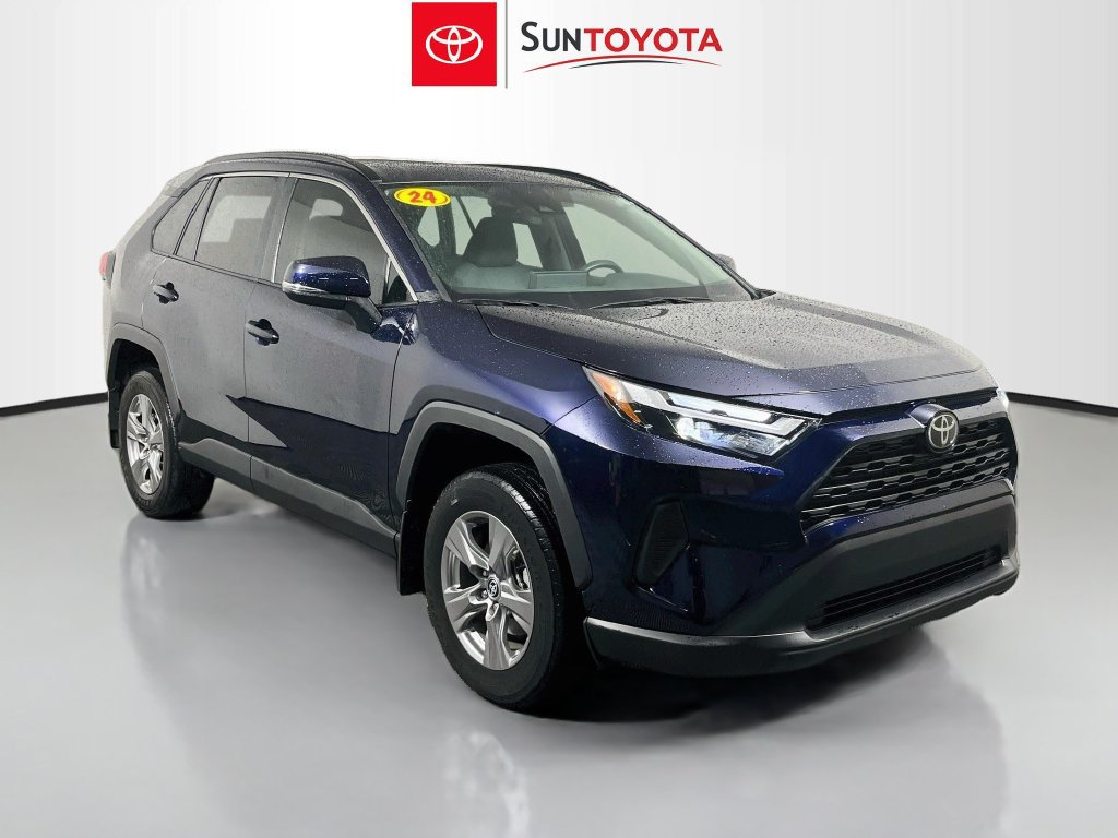 Used 2024 Toyota RAV4 XLE w/ Convenience Package FWD image 1