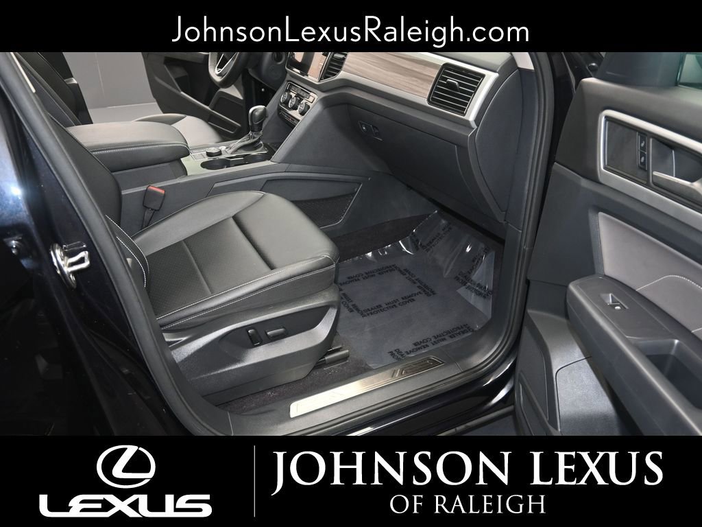 Used 2021 Volkswagen Atlas SEL AWD/4WD image 13