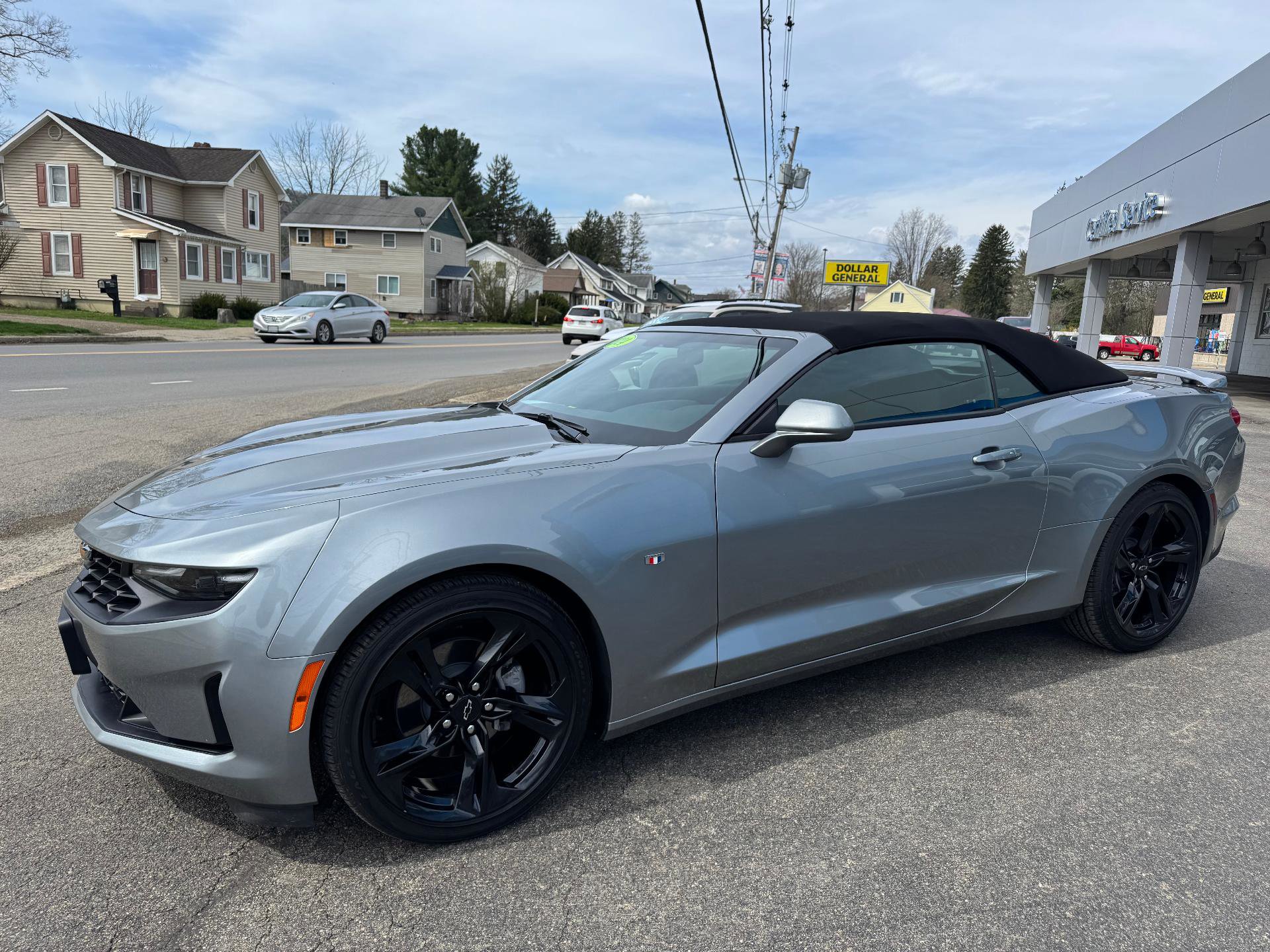 Used 2024 Chevrolet Camaro LT w/ Technology Package RWD image 15