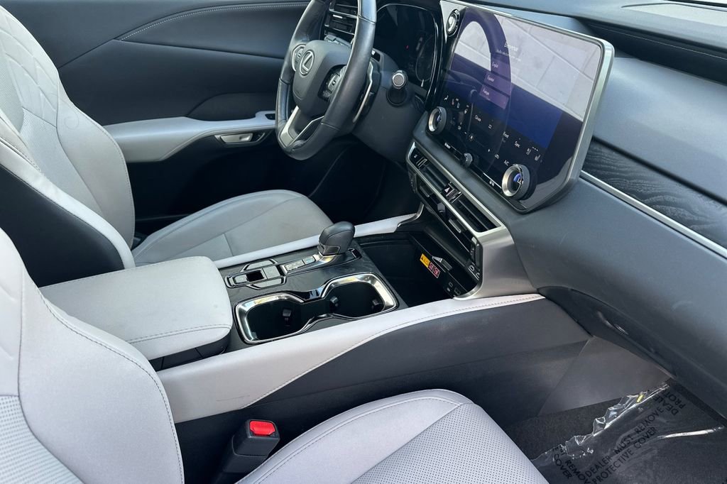 Certified 2024 Lexus RX 350 Premium w/ Convenience Package FWD image 16
