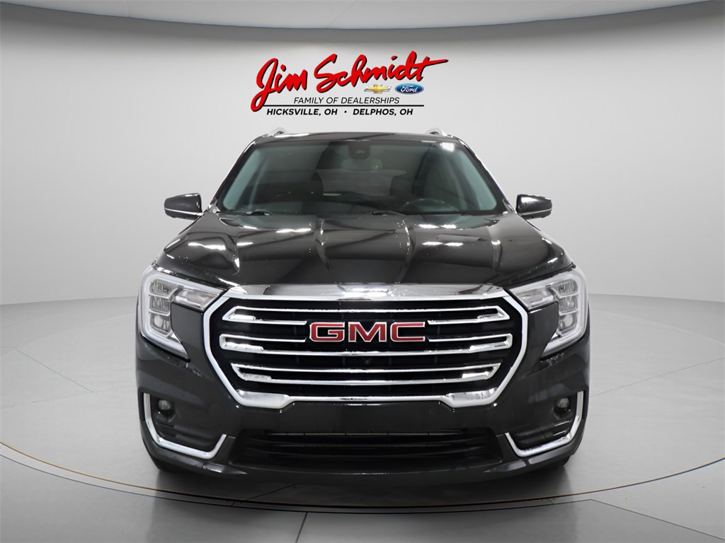 Used 2022 GMC Terrain SLT w/ Tech Package image 3