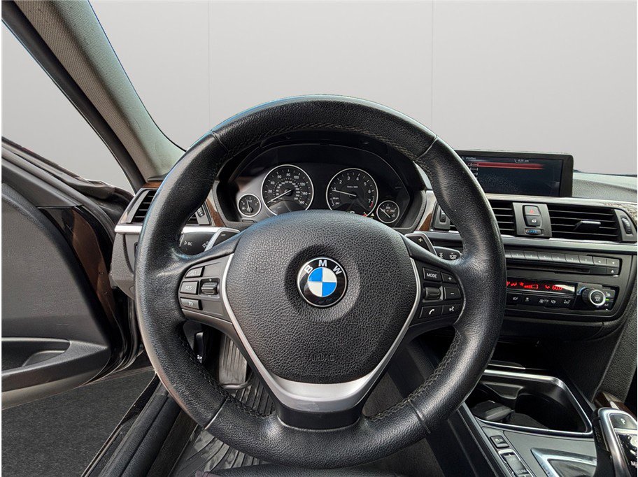 Used 2015 BMW 328i xDrive Wagon image 23