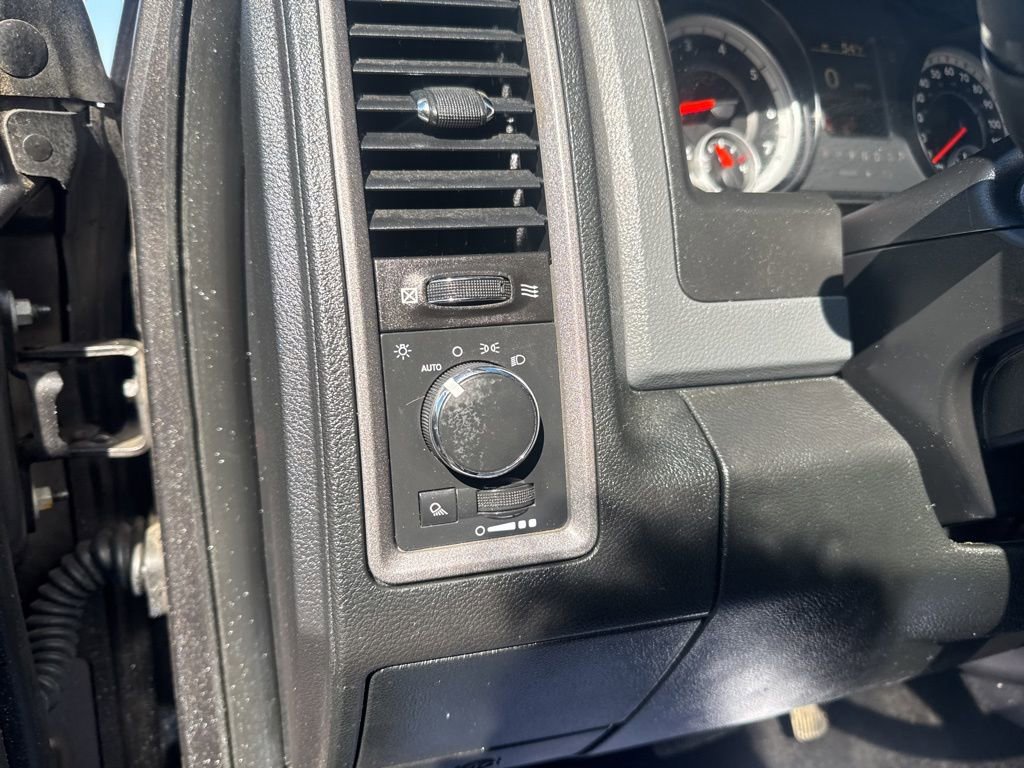 Used 2014 RAM 2500 Tradesman w/ Popular Equipment Group image 16