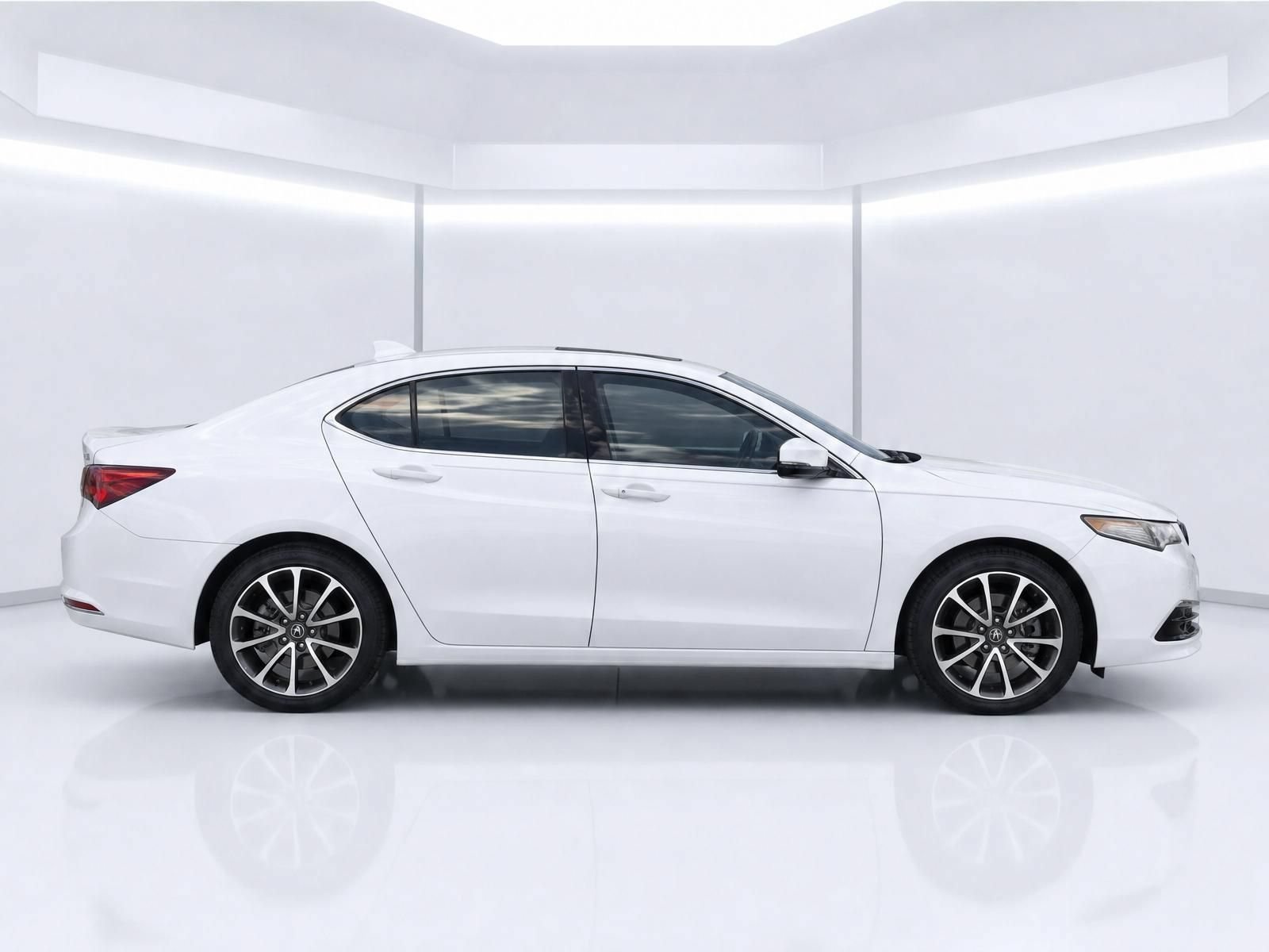 Used 2015 Acura TLX w/ Advance Package FWD image 3