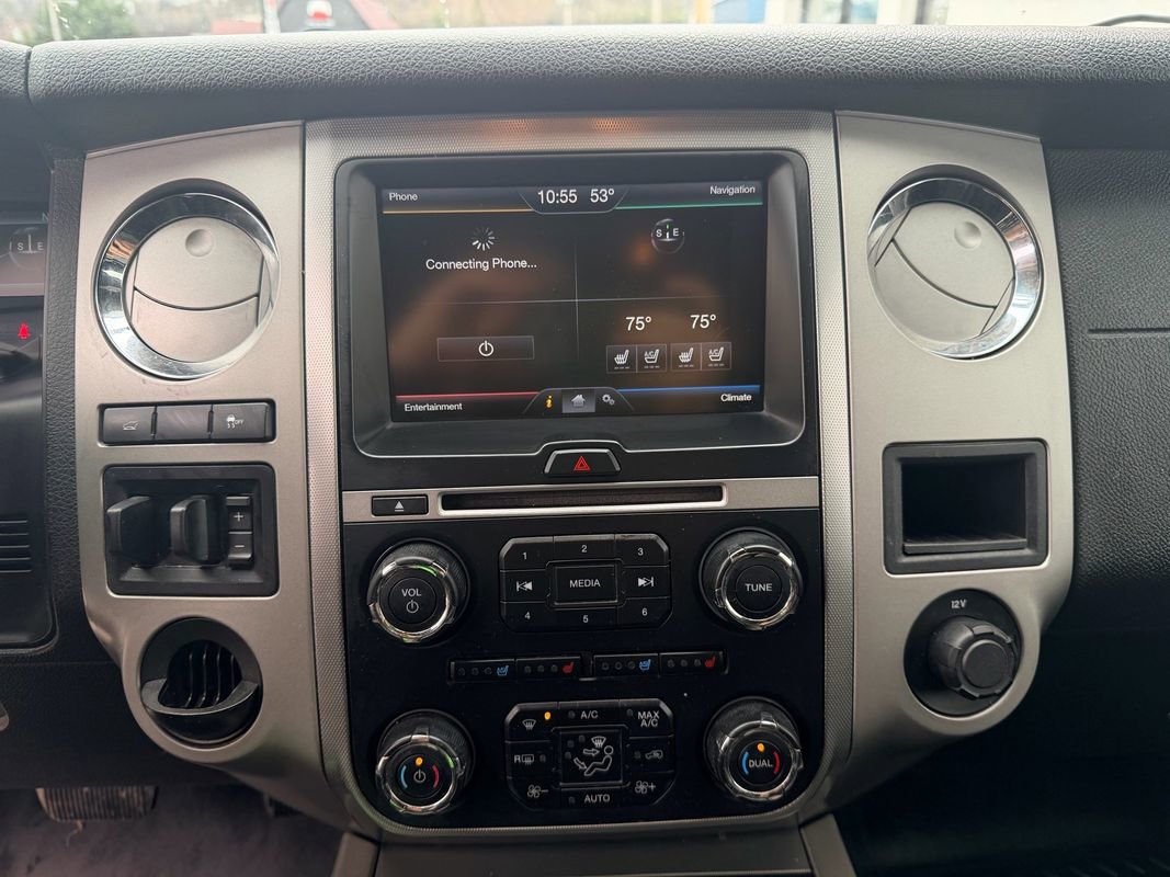 Used 2015 Ford Expedition EL XLT w/ Equipment Group 202A image 27