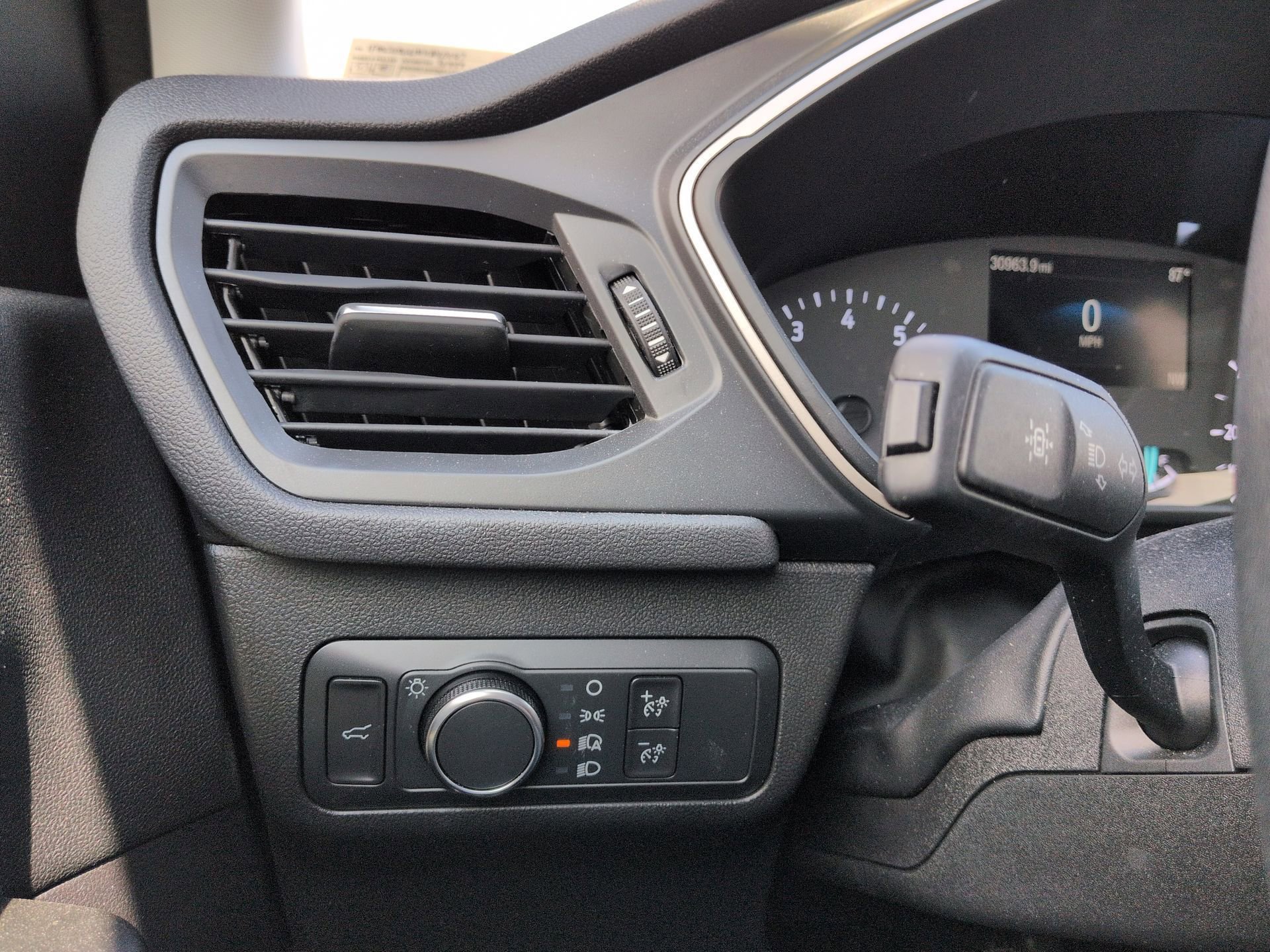 Used 2022 Ford Escape SE w/ Convenience Package image 17