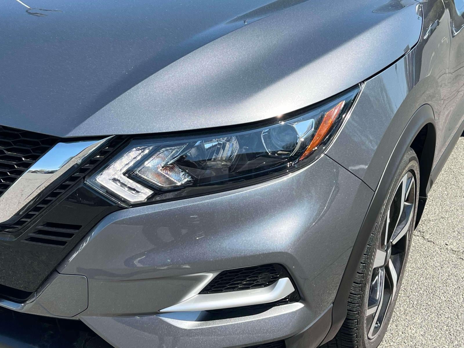 Used 2022 Nissan Rogue Sport SL AWD/4WD image 7