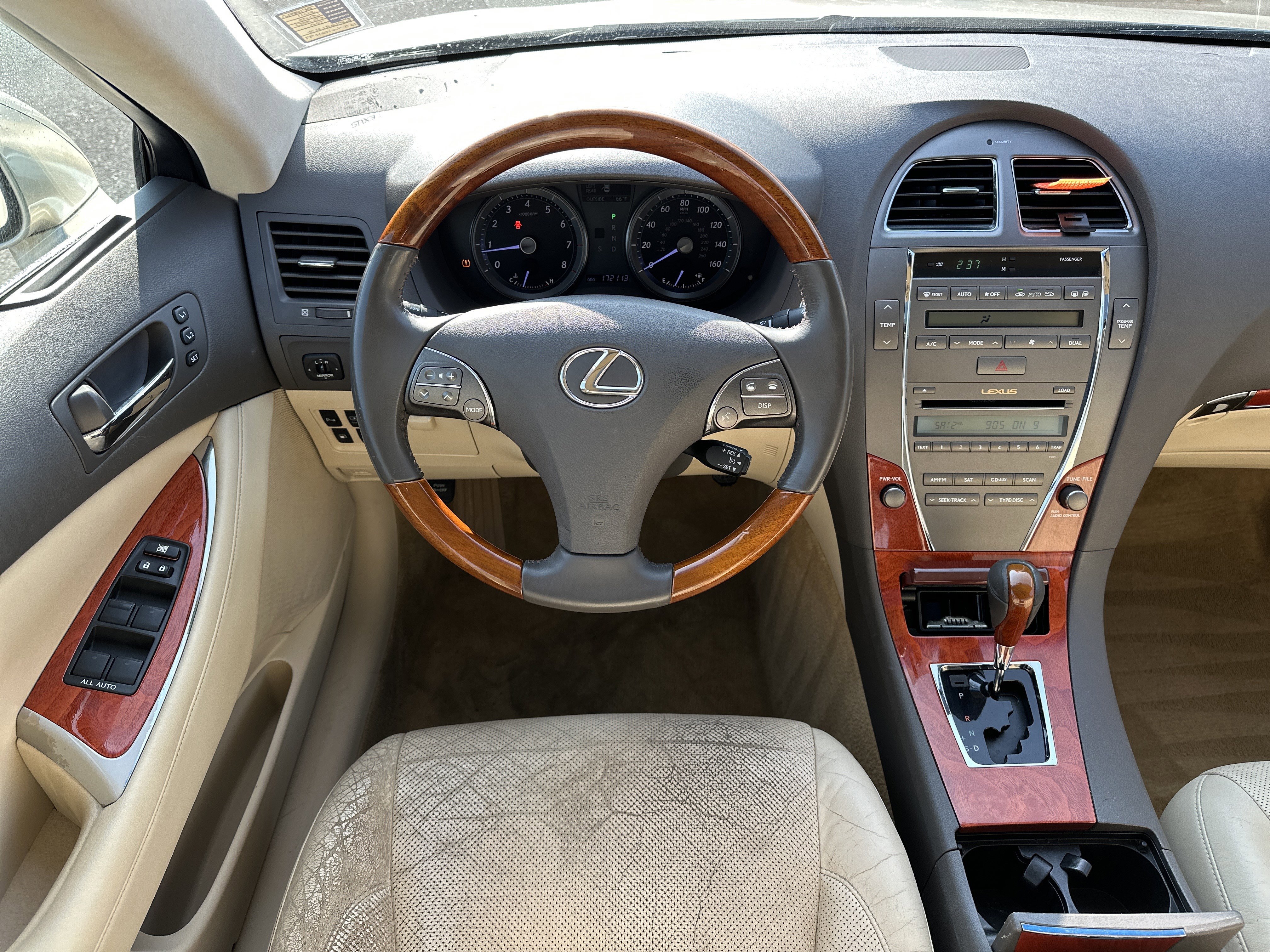Used 2011 Lexus ES 350 image 24