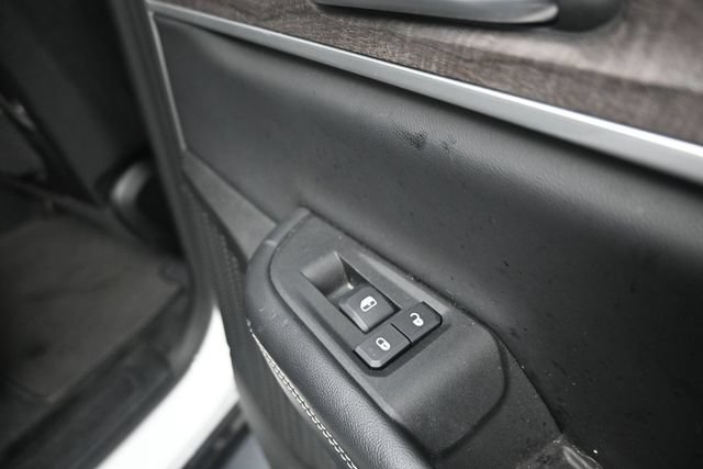 Used 2023 Jeep Grand Cherokee Limited w/ Black Appearance Package AWD/4WD image 47