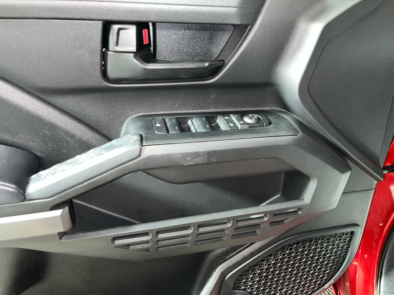 Used 2024 Toyota Tacoma SR5 AWD/4WD image 13