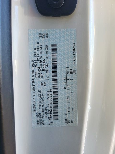 Used 2024 Ford F450 XL w/ XL Chrome Package image 19