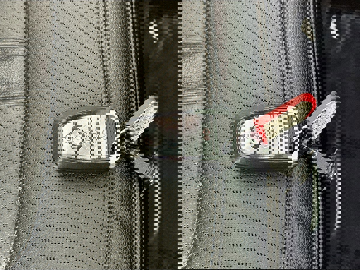 Used 2021 Ford Expedition Max Limited image 43