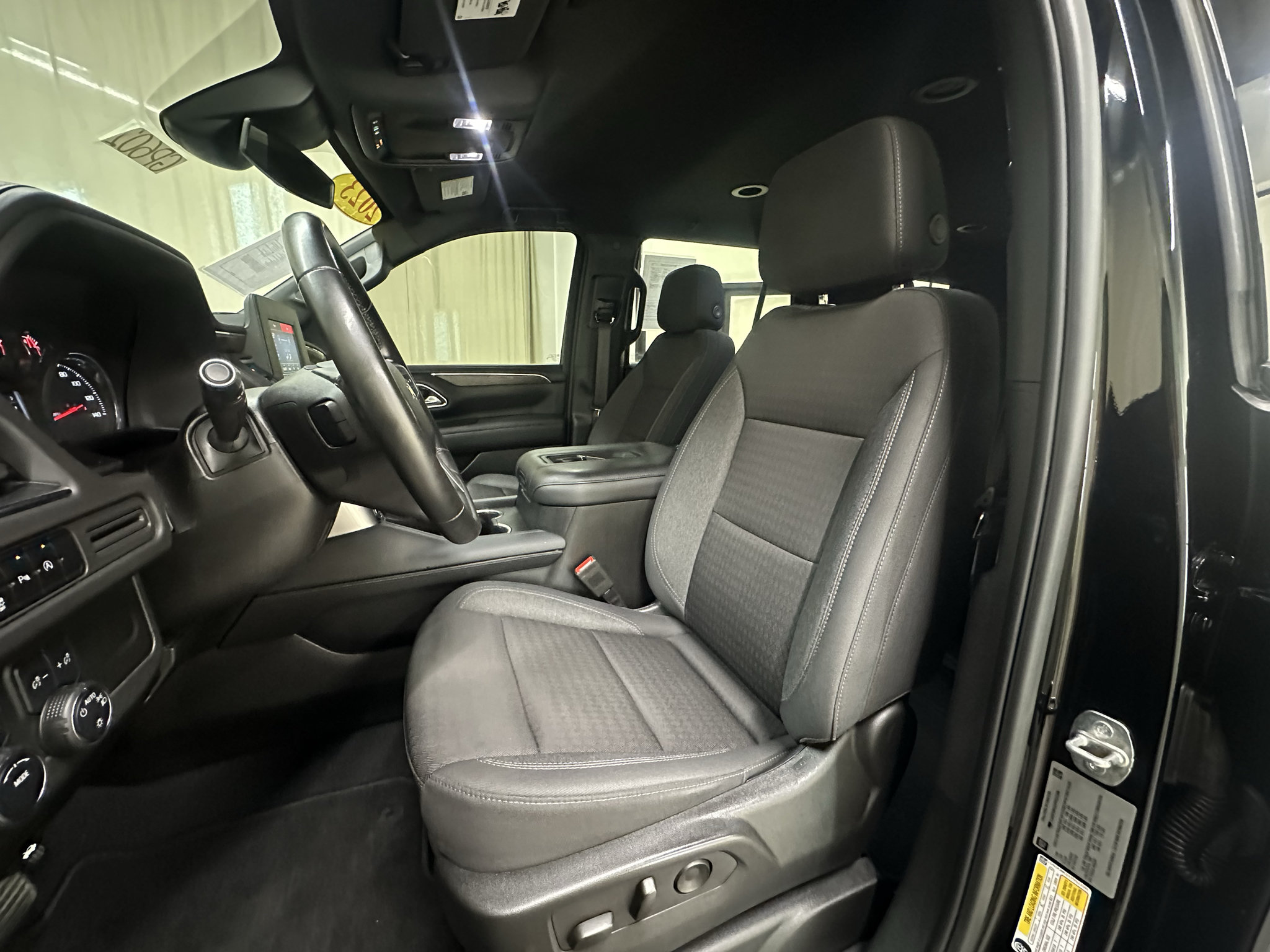 Used 2023 Chevrolet Tahoe LS AWD/4WD image 23