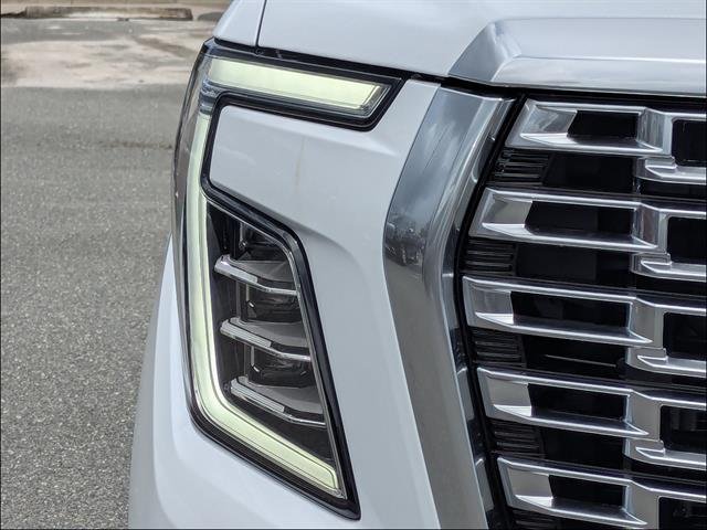 New 2026 GMC Yukon Denali w/ Sun & Power Step Package AWD/4WD image 10