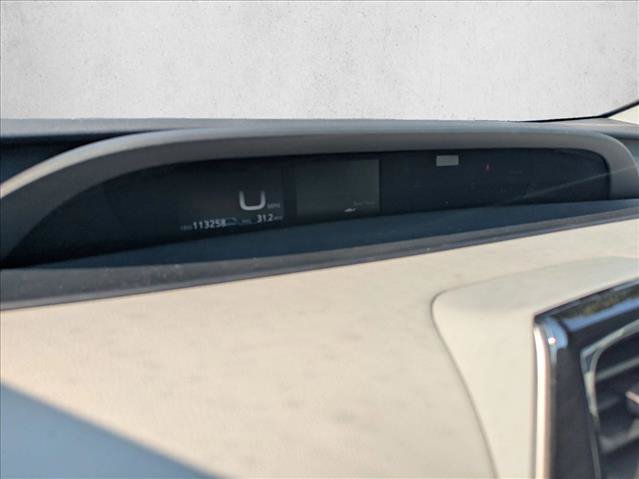 Used 2017 Toyota Prius Two w/ Prius Two Safety Plus Package FWD image 9