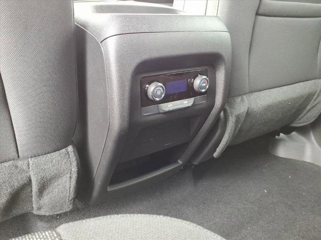 New 2026 Chevrolet Traverse LT image 23