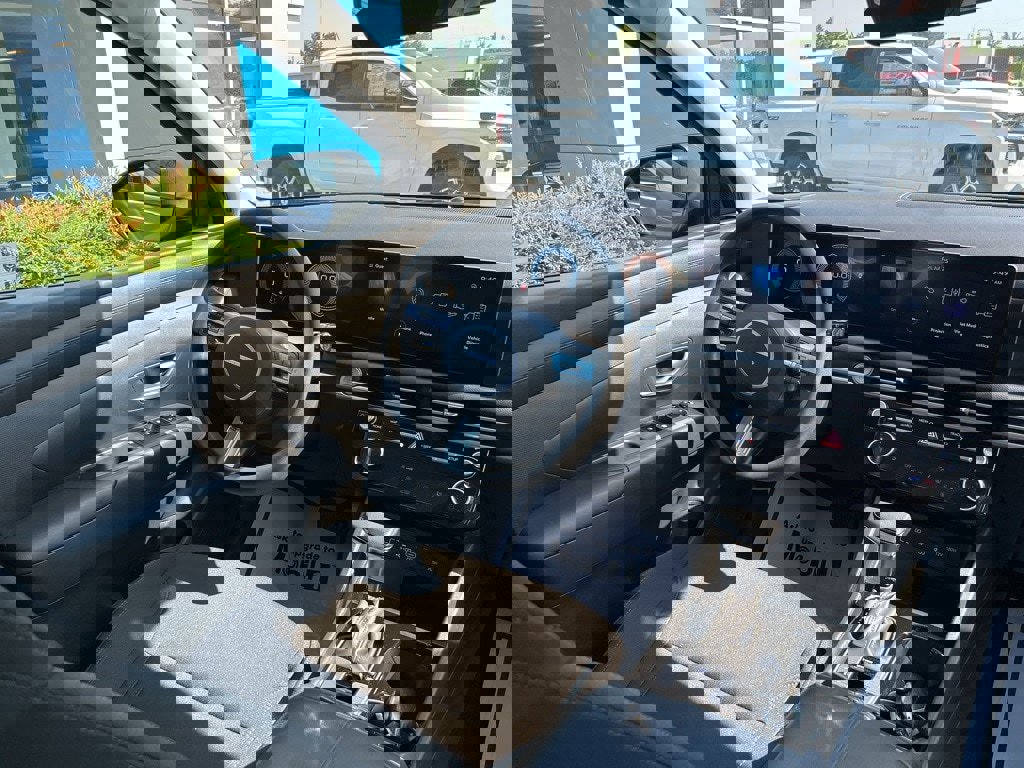 Used 2025 Hyundai Tucson SEL image 17