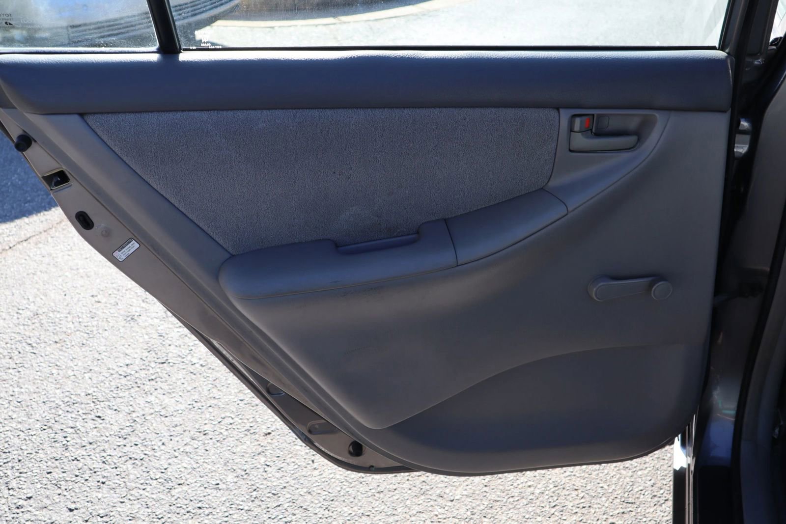 Used 2003 Toyota Corolla CE image 10