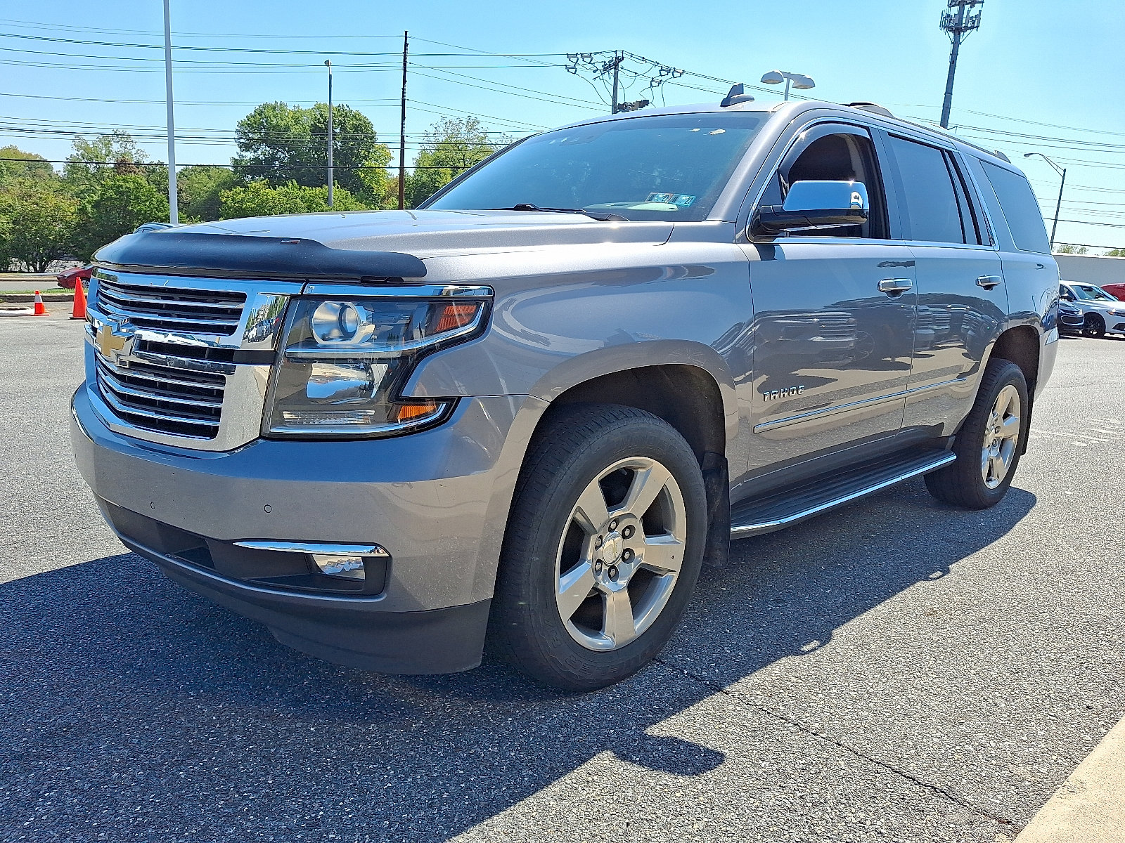 Used 2019 Chevrolet Tahoe Premier AWD/4WD image 3