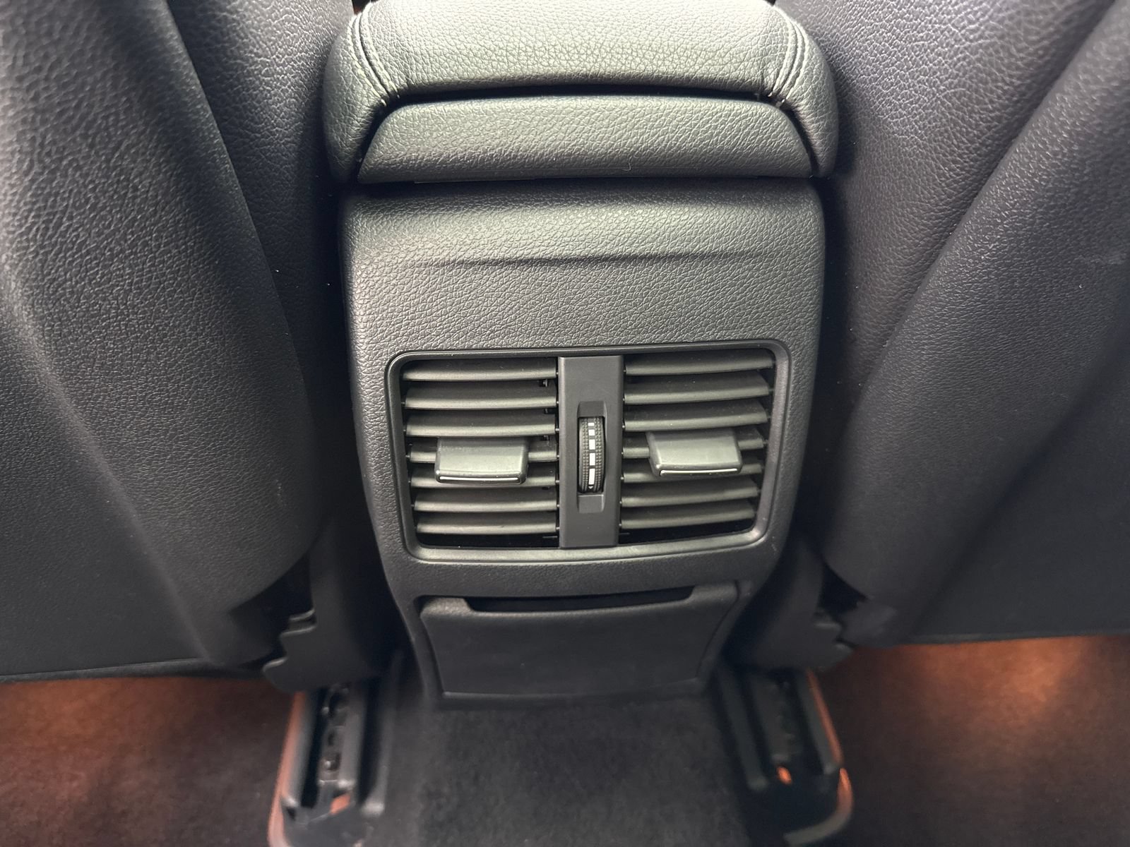 Used 2017 Mercedes-Benz GLA 250 image 38