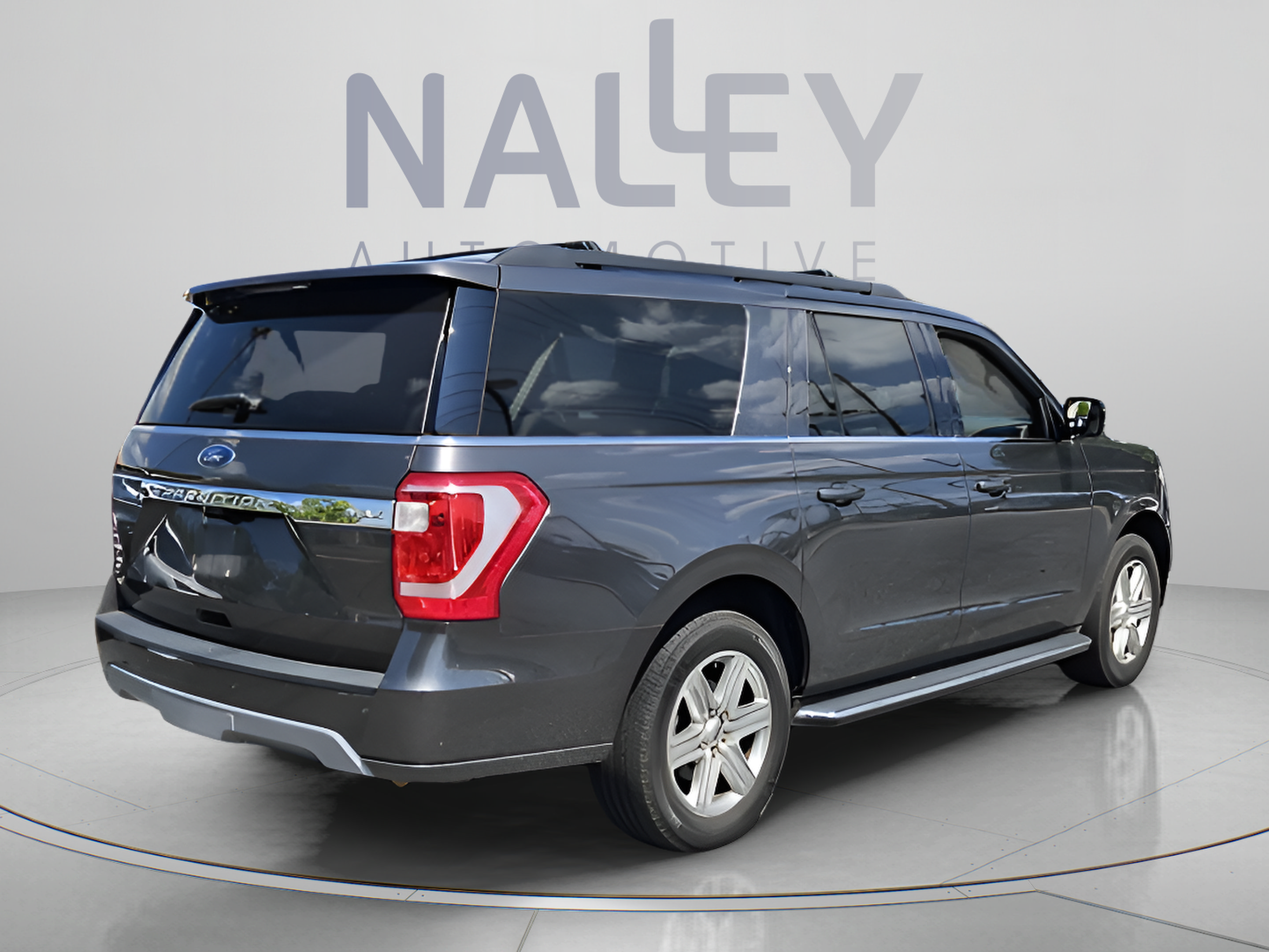 Used 2021 Ford Expedition Max XLT RWD image 5