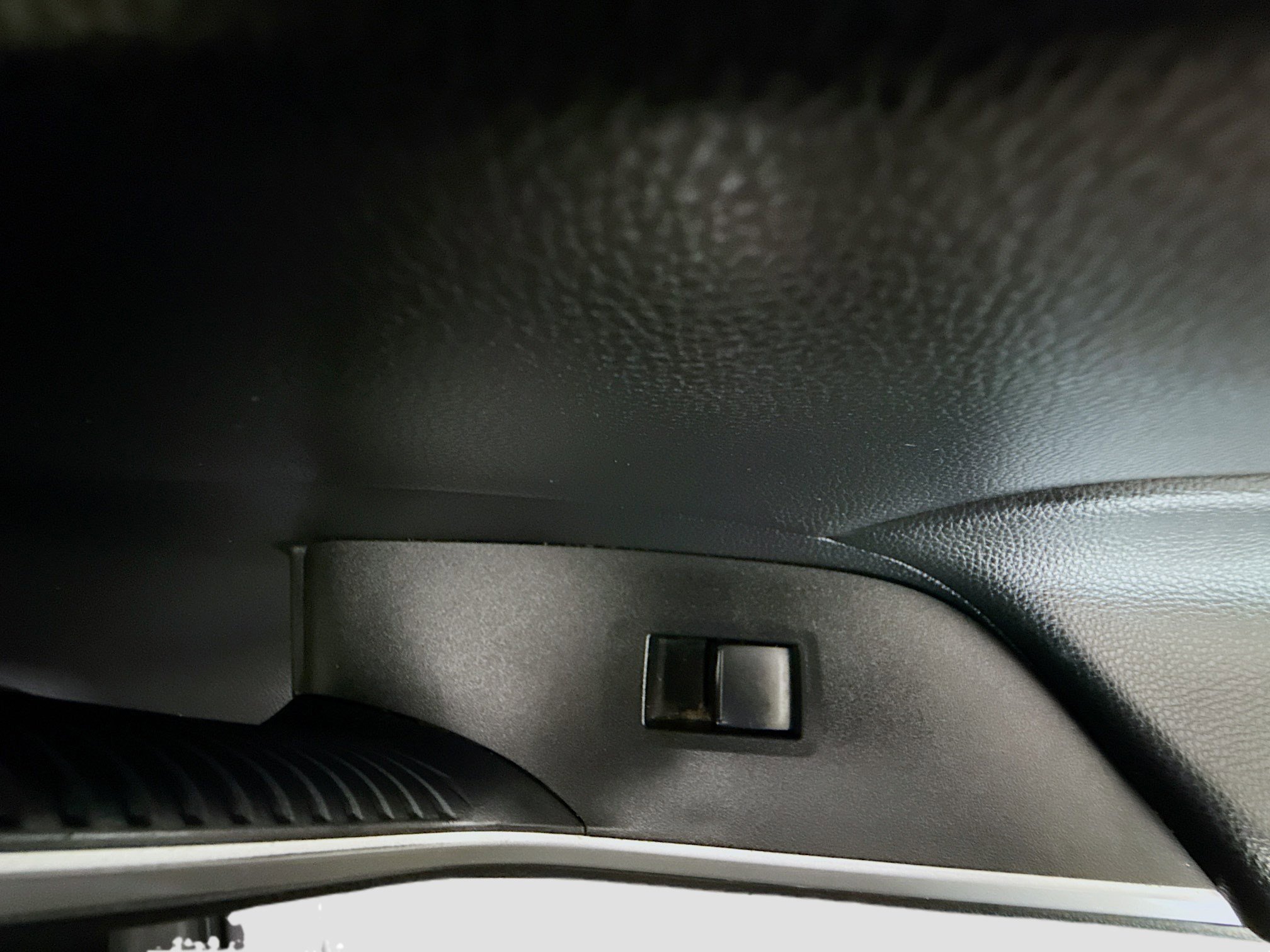 Used 2024 Toyota RAV4 LE image 30