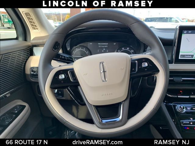 Used 2022 Lincoln Corsair AWD w/ Equipment Group 101A image 25