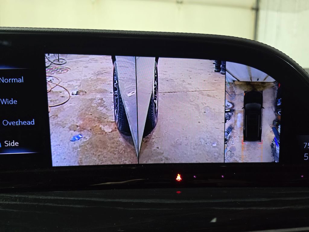 Used 2024 Cadillac Escalade Sport w/ LPO, ONYX Package image 28