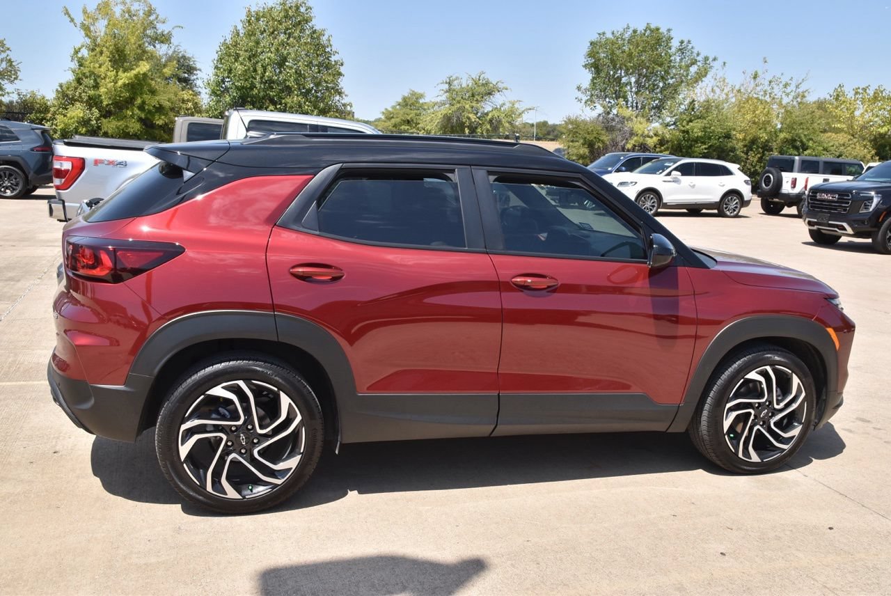 Used 2025 Chevrolet TrailBlazer RS w/ Driver Confidence Package FWD image 6