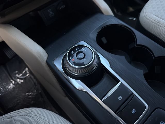 Used 2022 Ford Escape SE w/ SE Sport Appearance Package FWD image 19