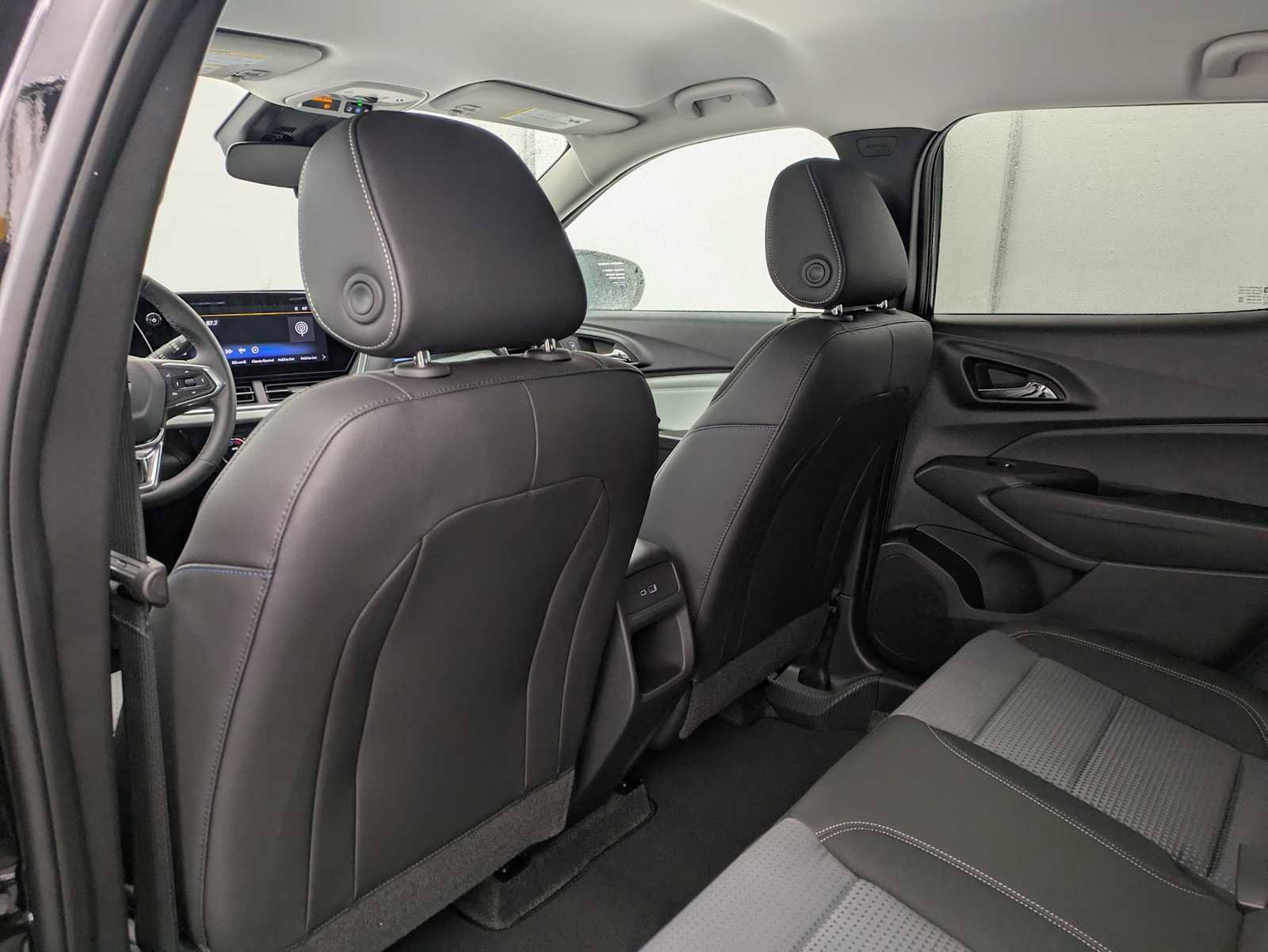 New 2026 Chevrolet Trax LT FWD image 19