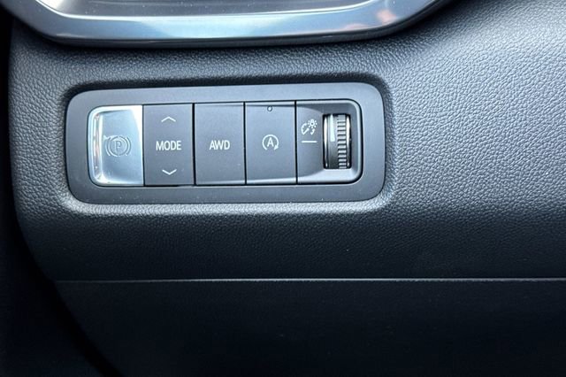 New 2026 GMC Acadia AT4 w/ Super Cruise Package AWD/4WD image 33