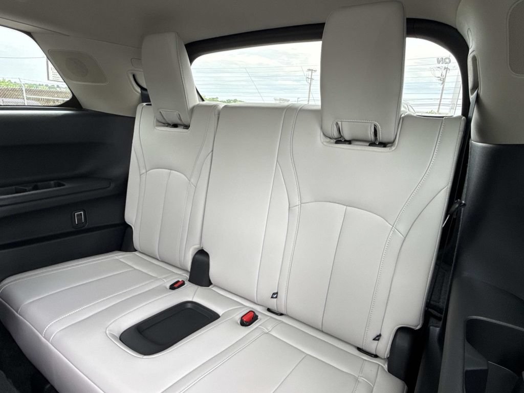New 2027 INFINITI QX60 Luxe w/ Cargo Package AWD/4WD image 19