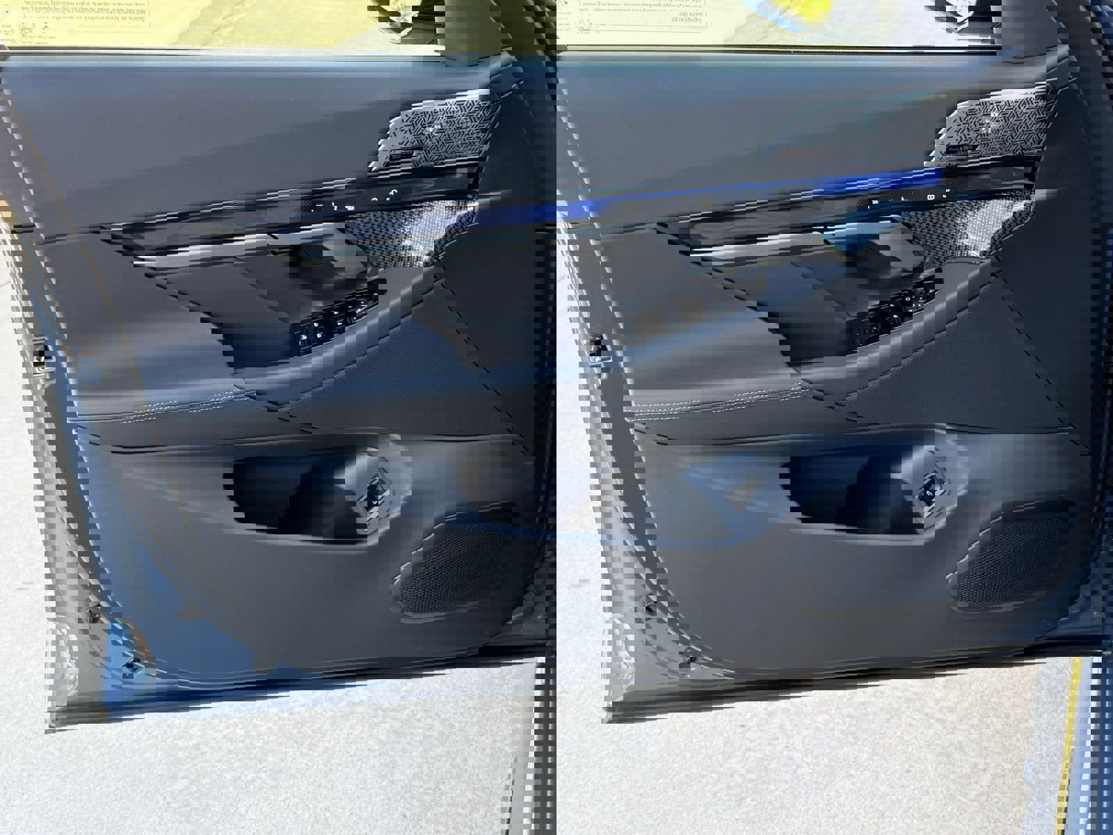 New 2026 BMW M5 Touring image 18