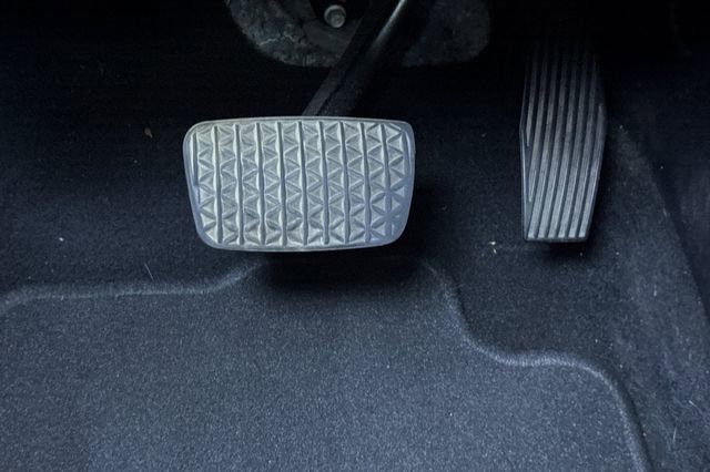 Used 2016 Chevrolet Cruze LT image 39