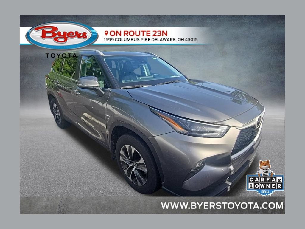 Used 2025 Toyota Highlander XLE